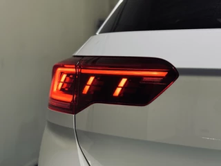 Volkswagen T-Roc | Massage | IQ | Beats | Trekhaak - afbeelding nr 29