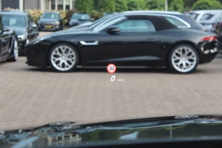 Lamborghini Urus Lamborghini Urus 4.0 V8 / NL Auto! / Full Carbon / Keramisch / B&O / Pano / 360Camera / Head-up / 23'' / Stoelventilatie / Massage - afbeelding nr 43