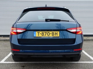 Škoda Superb Škoda Superb Combi 1.5 TSi ACT DSG7 Business Edition Plus I NL-Auto I 100% d - afbeelding nr 4