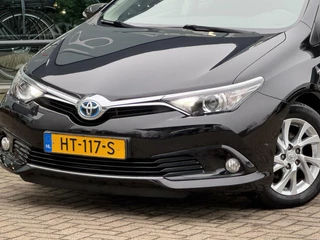 Toyota Auris Toyota Auris 1.8 Hybrid Aspiration 2015 Lijn assist - afbeelding nr 9