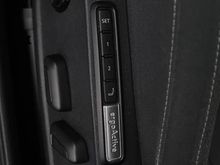 Volkswagen Golf Volkswagen Golf Variant 1.0 TSI Life Business | Stoel & Stuurverwarming |  Memory | Carplay | Adaptive cruise | Sfeerverlichting | PDC - afbeelding nr 8