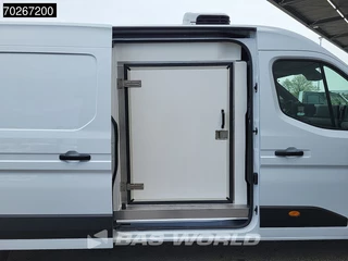 Renault Master Renault Master 130PK Koelwagen Vriezer -18 Carrier Xarios 200 230V stekker LED Camera Parkeersensoren Airco Cruise Vries Koeler Kühlwagen Kühler Frigo 9m3 Airco Cruise control - afbeelding nr 20