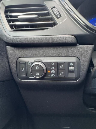 Ford Kuga Ford Kuga 2.5 PHEV ST-Line X|Navi|Panorama|Stoelverwaming| - afbeelding nr 29