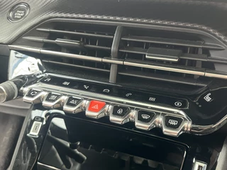 Peugeot e-2008 Peugeot e-2008 EV GT Pack 50 kWh | Schuifdak | Stoelverwarming | Carplay | - afbeelding nr 19