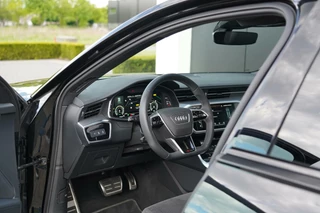 Audi A6 Audi A6 Avant 55 TFSI e Quattro Competition - Vol uitgevoerd - Dealer onderhouden - Panoramisch schuif/kanteldak - 3 x S-Line - Semi elektrische trekhaak - Matrix - 20'' - - afbeelding nr 30