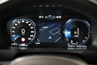 Volvo XC90 Volvo XC90 2.0 T8 Recharge AWD R-Design 7Pers|Pano|Memory|Trekhaak - afbeelding nr 28