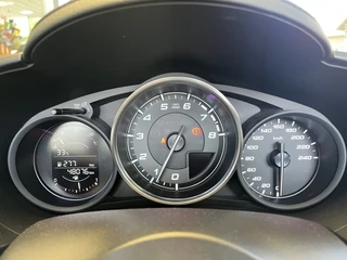 Fiat 124 Spider Fiat 124 Spider 1.4 MultiAir Turbo Lusso | Leder | BOSE | Achteruitrijcamera - afbeelding nr 20