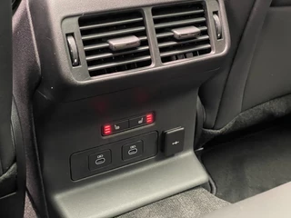 Land Rover Range Rover Velar Land Rover Range Rover Velar P400e SE Dynamic 22 inch Panorama/head-up/memory stoelen/vol leer - afbeelding nr 23