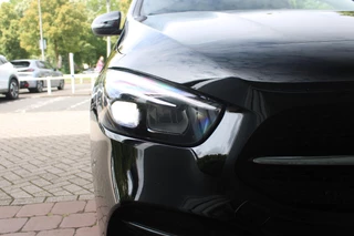 Mercedes-Benz B-Klasse Mercedes-Benz B-klasse 250e 218PK BUSINESS SOLUTION AMG NIGHT EDITION | NAVIGATIE | SFEERVERLICHTING | ACHTERUITRIJCAMERA | PARKEERSENSOREN VOOR / ACHTER | ALCANTARA / KUNSTLEDER BEKLEDING | VOORSTOELEN VERWARMBAAR | VERLICHTE INSTAPLIJSTEN | LICHTMETALEN AMG DUBBELSPAAKS VELGEN 18