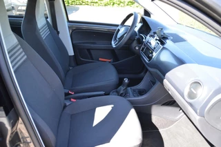 Volkswagen up! Volkswagen Up! 1.0 65 pk Executive pdc/cruise control/camera 5836 km! - afbeelding nr 62