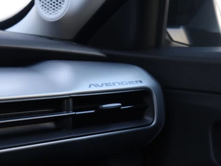 Jeep Avenger Jeep Avenger Summit 54kWh | Infotainment | Winter | Warmtepomp | 18