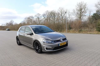 Volkswagen Golf Volkswagen Golf 1.4 TSI GTE leder sportzetels climate&cruise control stoelverwarming carplay android auto - afbeelding nr 2