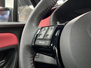 Toyota Yaris Toyota Yaris 1.5 Hybrid Bi-Tone | Keyless | Camera | Cruise| - afbeelding nr 19