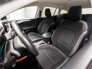 Ford Focus (APPLE CARPLAY, GROOT NAVI, ZWART DAK, GETINT GLAS, LANE ASSIST, SPORTSTOELEN, CRUISE, LM VELGEN, PARKEERSENSOREN, NIEUWSTAAT) - afbeelding nr 14