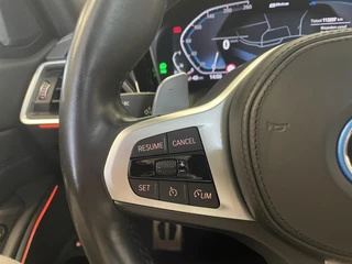 BMW 3 Serie BMW 3-serie Touring 320e M-Sport Aut-8 Panoramadak Adaptive M-Technic Chassis LED Navi Cruise Control PDC VA 19