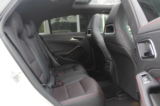 Mercedes-Benz CLA Mercedes-Benz CLA Shooting Brake 250 OrangeArt Edition / Camera / Panoramadak / Memory seats / 18'' / Leder / Groot Navi. / Dodehoek / Nightpakket / Stoelverwarming / Cruise Control - afbeelding nr 12