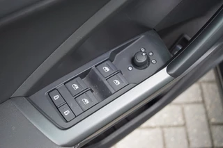 Audi Q3 Audi Q3 Sportback 45 TFSI-e S-Line /Trekhaak wegklb/ 20 Inch LM /Matrix LED/Camera/ACC - afbeelding nr 25