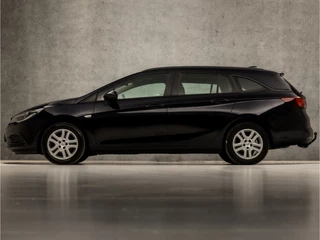 Opel Astra Opel Astra Sports Tourer 1.0 Sportline (GROOT NAVI, APPLE CARPLAY, CLIMATE, TREKHAAK, XENON, SPORTSTOELEN, BLUETOOTH, CRUISE CONTROL, NIEUWSTAAT) - afbeelding nr 2