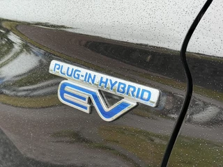 Mitsubishi Outlander Mitsubishi Outlander 2.0 PHEV Executive Edition Navi,Camera,Alcantara,Trekhaak,Stoelverkoeling,Stoelverwarming,Pdc V+A,Clima,Cruise,Dealer Onderhouden,Nieuwe Apk bij Aflevering - afbeelding nr 32