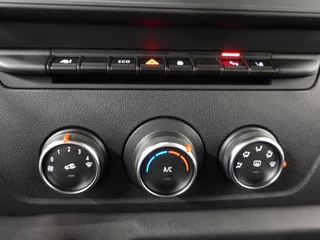 Renault Master Renault Master T33 2.3 dCi 135PK L2H2 Work Edition Airco Bluetooth Cruise Control Trekhaak - afbeelding nr 25