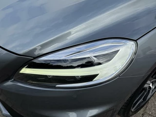 Volvo V40 Volvo V40 2.0 D3 R-DESIGN | AUTOMAAT | TREKHAAK | EURO 6!! - afbeelding nr 3