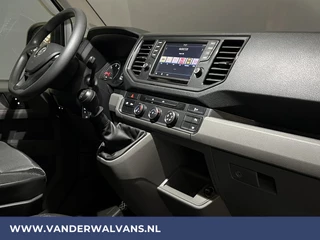 Volkswagen Crafter Volkswagen Crafter 2.0 TDI 140 pk L3H3 L2H2 Euro6 Airco | Camera | Apple Carplay | Cruisecontrol Parkeersensoren, Android Auto, Chauffeursstoel, Bijrijdersbank, 3000kg trekvermogen, zilver - afbeelding nr 18