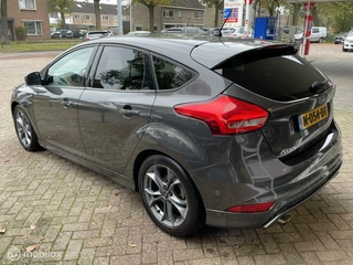 Ford Focus Ford Focus 1.0 ST-Line Airco, Navi, Pdc, LM.. - afbeelding nr 5