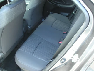 Toyota Yaris Cross Toyota Yaris Cross 1.5 Hybrid Dynamic 11.000km! Winterpack! - afbeelding nr 9