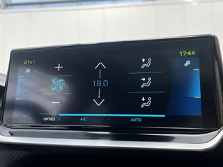 Peugeot e-2008 Peugeot e-2008 EV GT Pack 50 kWh | Schuifdak | Stoelverwarming | Carplay | - afbeelding nr 16