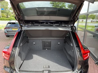 Volvo XC40 Volvo XC40 1.5 T5 Recharge 262 pk Momentum Pro Panoramadak Camera Parkeersensoren Navigatie Led Koplampen Plug In Hybride NL Auto 1e Eigenaar Lage Kilometerstand - afbeelding nr 7