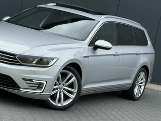Volkswagen Passat Volkswagen Passat Variant 1.4 TSI GTE Highline Pano - Led - Leder - Dynaudio - afbeelding nr 6