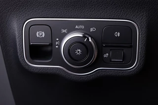 Mercedes-Benz B-Klasse Mercedes-Benz B-Klasse 180 Advantage Automaat | Full LED | Half LEDER | NAVI - afbeelding nr 10