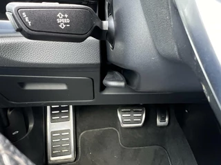 Audi Q3 Audi Q3 35 TFSI S edition Automaat Navi 20