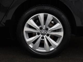 Volkswagen Golf Volkswagen Golf Variant 1.6 TDI Comfortline | Apple Carplay | Navigatie | Cruise Control Adaptief | Parkeersensor voor en achter | LED | LMV - afbeelding nr 26