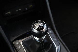Hyundai Tucson Hyundai Tucson 1.6 T-GDI Advantage - Sensoren - LED - Camera - Navi - Trekhaak - afbeelding nr 20