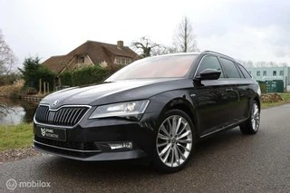 Škoda Superb Skoda Superb Combi 2.0 TSI 4x4 L&K / Pano / Canton / Luxe - afbeelding nr 38