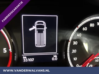 Volkswagen Transporter Volkswagen Transporter 2.0 TDI L2H1 Fabrieksgarantie Euro6 # Airco | Apple Carplay | Trekhaak | Cruisecontrol Android Auto, Parkeersensoren, Sidebars, Bijrijdersbank - afbeelding nr 17