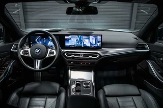 BMW 3 Serie BMW 3-serie 330e Sedan Hybrid | Vol | M Sport | Schuifdak | H&K | Innovation | Head Up | 19 inch | - afbeelding nr 16