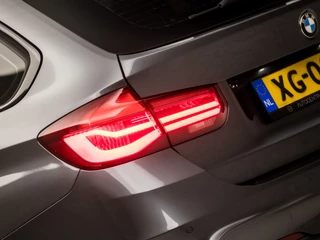BMW 3 Serie Automaat (PANORAMADAK, M PAKKET, GROOT NAVI, VIRTUAL COCKPIT, STOELVERWARMING, LEDEREN SPORTSTOELEN, PARKEERSENSOREN, GETINT GLAS, ZWART HEMEL, NIEUWSTAAT) - afbeelding nr 29