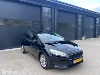 Ford Focus Ford Focus Wagon 1.0 Lease Edition Navi I APK I Airco - afbeelding nr 6