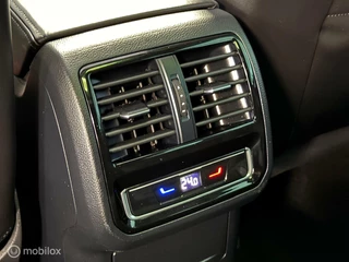 Volkswagen Passat Volkswagen Passat Variant 1.4 TSI PHEV GTE Business - afbeelding nr 16