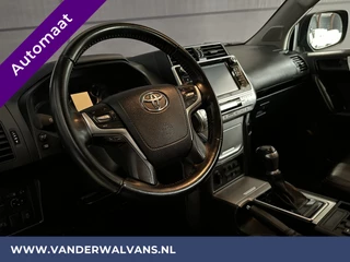 Toyota Land Cruiser Cruisecontrol, Parkeersensoren, Stoelverwarming, Verwarmde voorruit - afbeelding nr 17