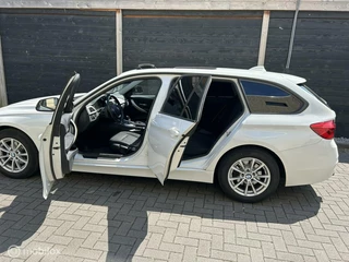 BMW 3 Serie BMW 3-serie Touring 320i 184 PK AUTOMAAT / Executive / LED / Panodak / harman/kardon - afbeelding nr 6