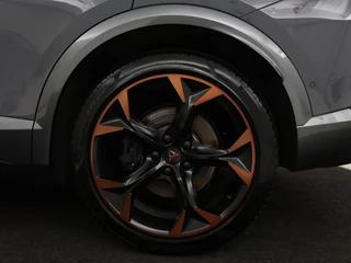 CUPRA Formentor CUPRA Formentor 1.4 e-Hybrid VZ | 245pk | Stoel & stuurverwarming | Carplay | Camera | Adaptive cruise | Navigatie | Sfeerverlichting | Keyless | Full LED | PHEV - afbeelding nr 37