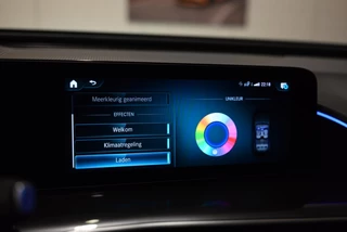 Mercedes-Benz EQC Mercedes-Benz EQC 400 4MATIC Premium Plus 80 kWh AMG - Memory - Distronic - Schuifdak - Keyless Entry - HUD - Ambiance Verlichting - afbeelding nr 22