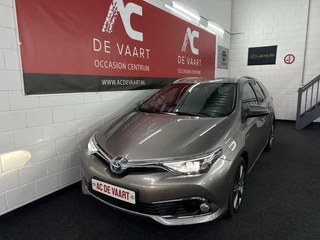 Toyota Auris Toyota Auris 1.8 Hybrid Executive - NAVI/CLIMA/LED/CAM/NAP - afbeelding nr 2