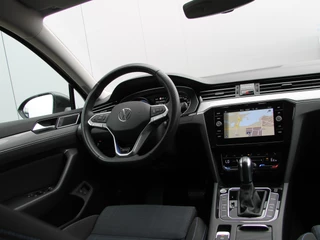 Volkswagen Passat Volkswagen Passat Variant 1.4 TSI PHEV GTE 218pk | Matrix LED | Camera - afbeelding nr 8