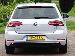 Volkswagen Golf Volkswagen Golf 1.6 TDI Highline RNS R-line / 2017 / LED - afbeelding nr 51