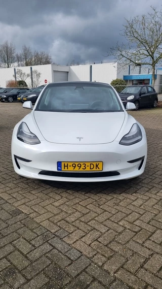 Tesla Model 3 - afbeelding nr 8