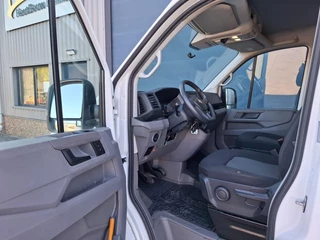 Volkswagen Crafter Volkswagen Crafter 35 2.0 TDI L3H3 Highline AIRCO / CRUISE CONTROLE / NAVI / CAMERA / TREKHAAK / CARPLAY - afbeelding nr 17